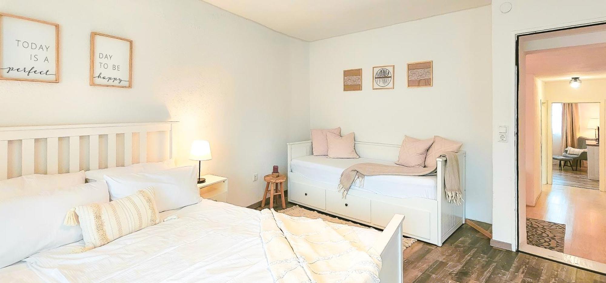 Apartment Suedwind - Beautiful Premium Apartment With 2 Bedrooms Near Rhine Falls & Zurich Airport In Klettgau Weisweil  Eksteriør billede